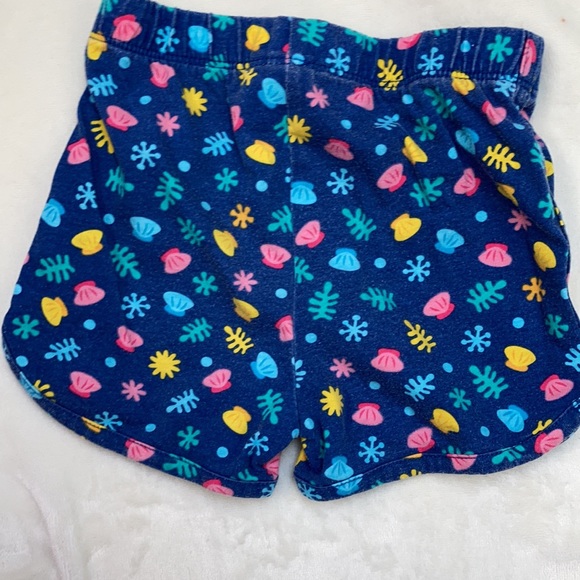 Bundle 2 pinkfong Baby Shark outfits - Picture 10 of 11